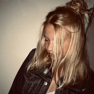 Meet your Posher, Sky